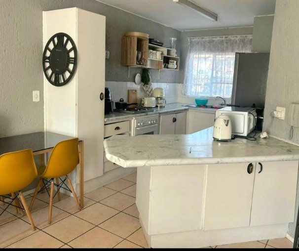 2 Bedroom Property for Sale in Pellissier Free State